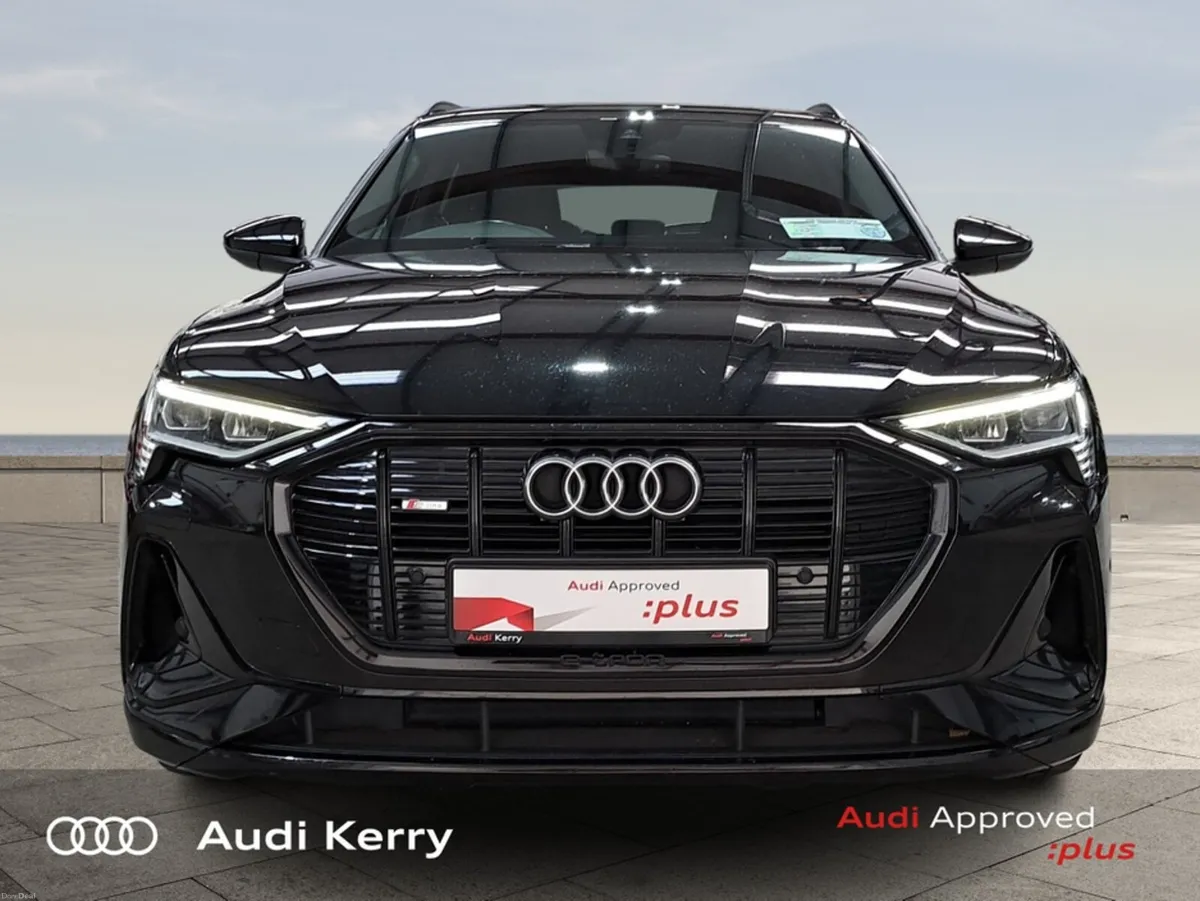Audi e-tron BLACK EDITION QUATTRO 55 402BHP - Image 2