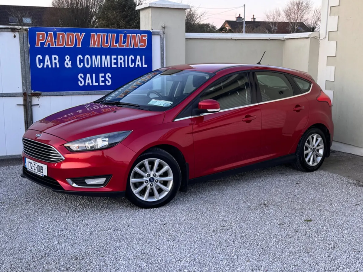 Ford Focus TITANIUM 1.5 TD 95PS 6SPEED 4DR - Image 3