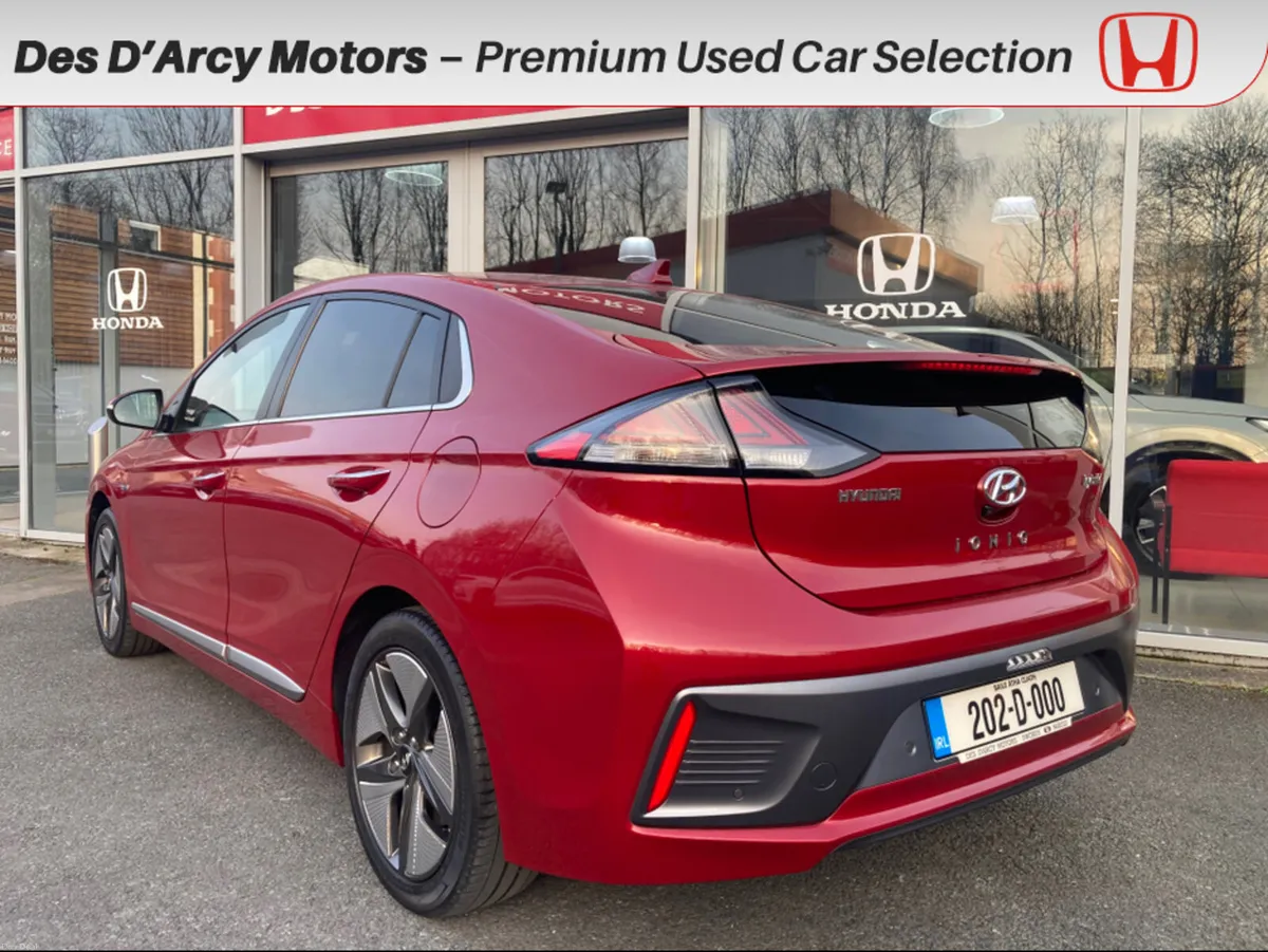 Hyundai IONIQ PREMIUM HYBRID IMMACULATE CONDITION - Image 2