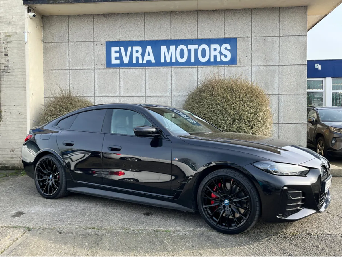 BMW i4 M50 M-SPORT 540BHP //HIGH SPEC//FULL ELECTR - Image 3