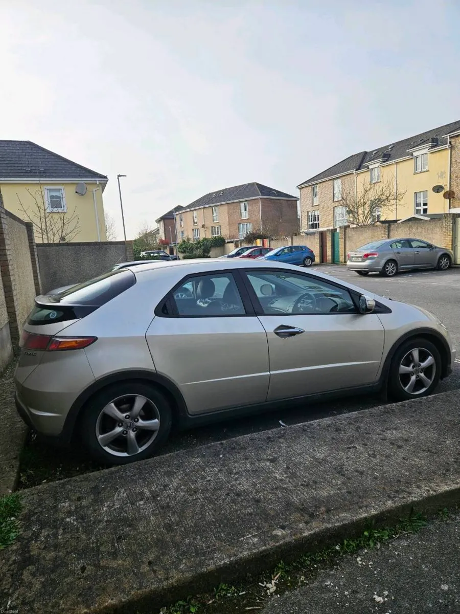 Honda civic, 2008, read ad - Image 3