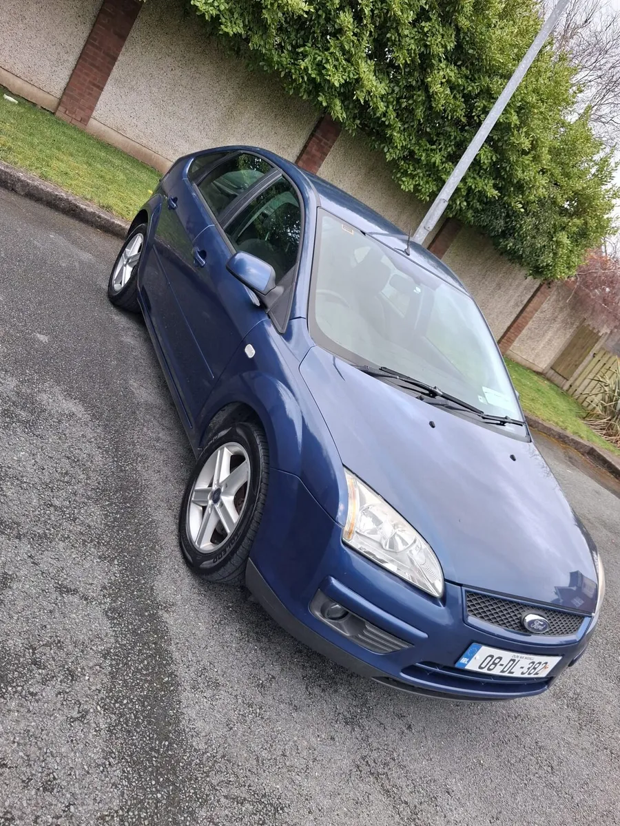 2008 ford focus - Image 1