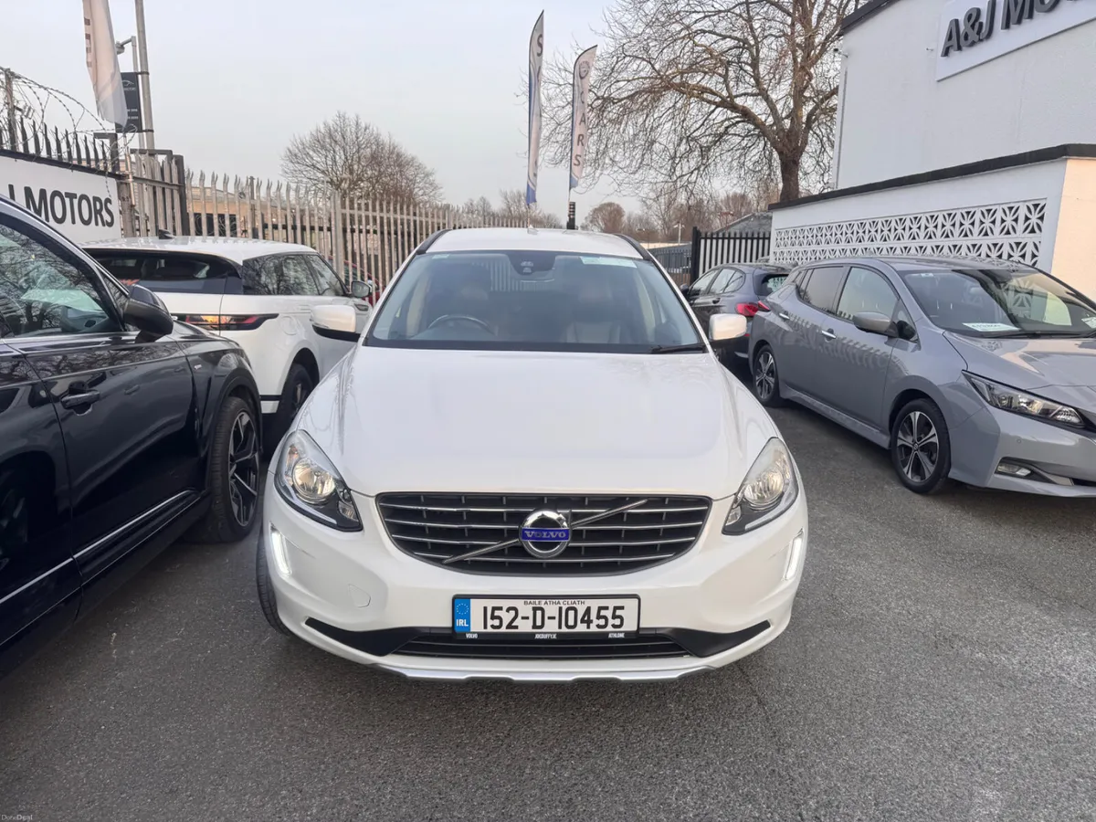 15 Volvo XC60 Diesel Automatic - Image 2