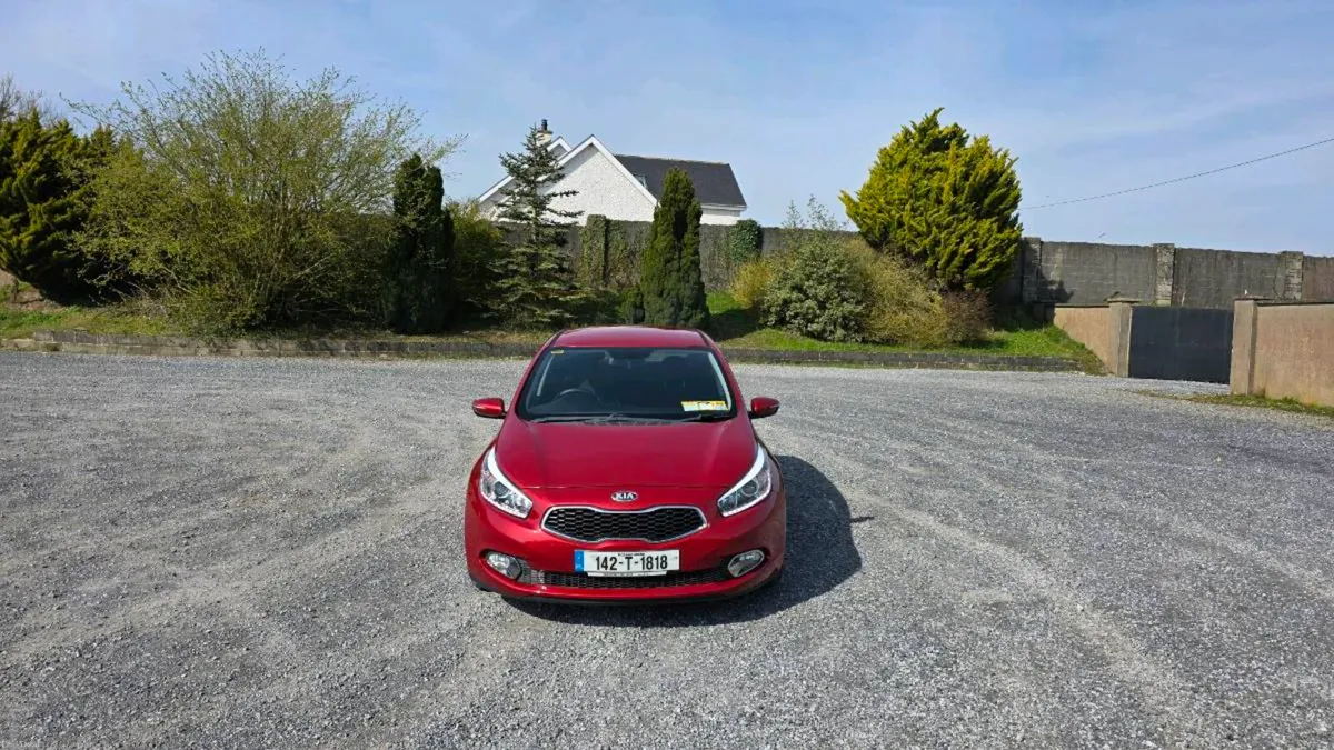 2014(142) Kia Ceed Dynamic 1.6 Diesel 5 door - Image 2