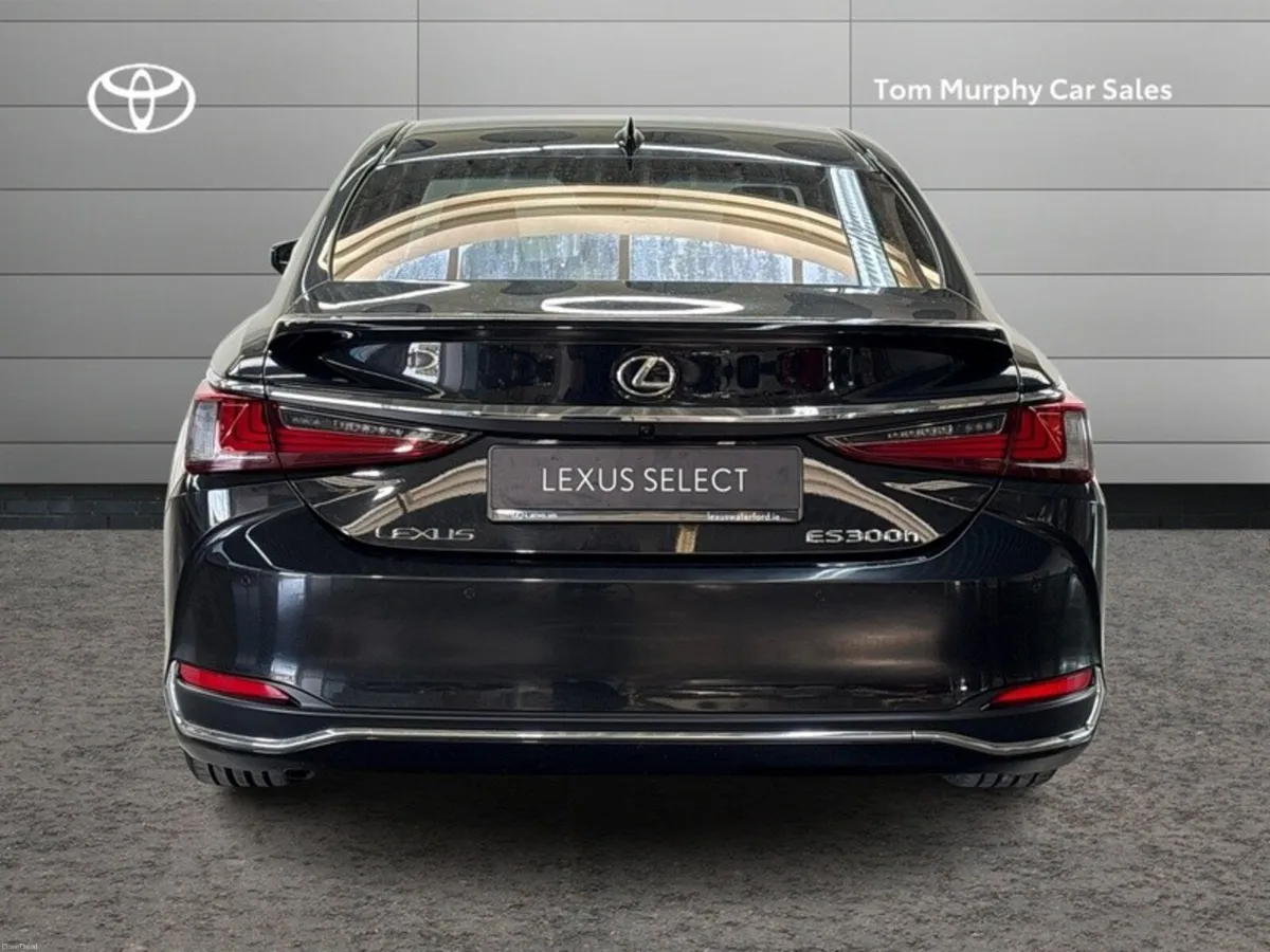 Lexus ES ES 300H DYNAMIC - UP TO 7 YEARS RELAX WAR - Image 4