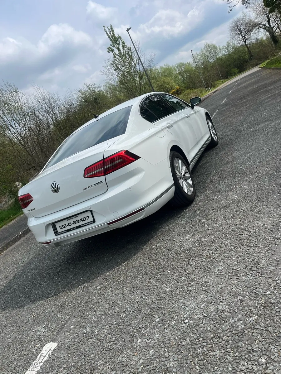 Volkswagen Passat highline auto - Image 2