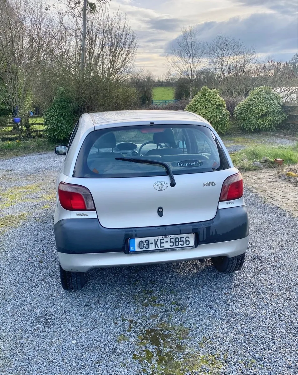 Toyota Yaris 2003 - Image 3