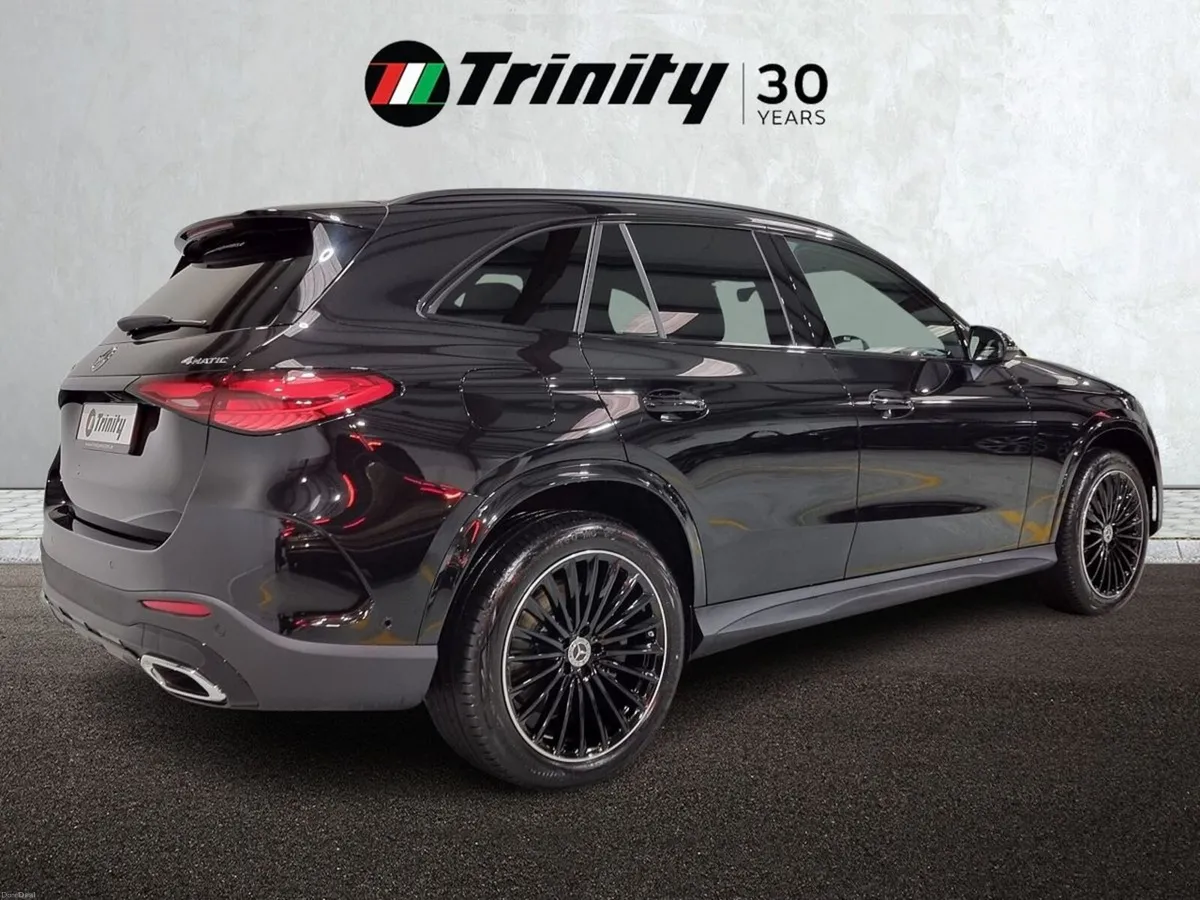 Mercedes-Benz GLC ** 252D ** 300e ** URBAN EDITION - Image 3