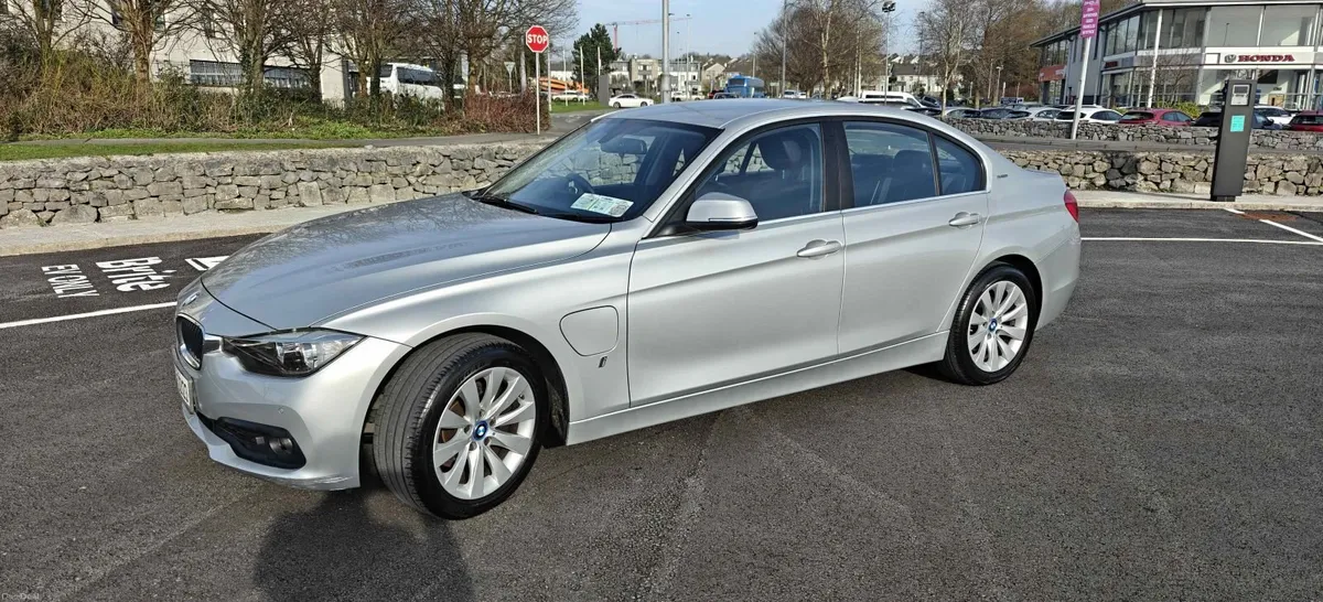 2017 BMW 330e with low mileage - Image 1