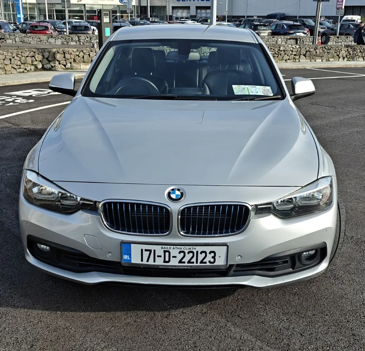 2017 BMW 330e with low mileage - Image 3