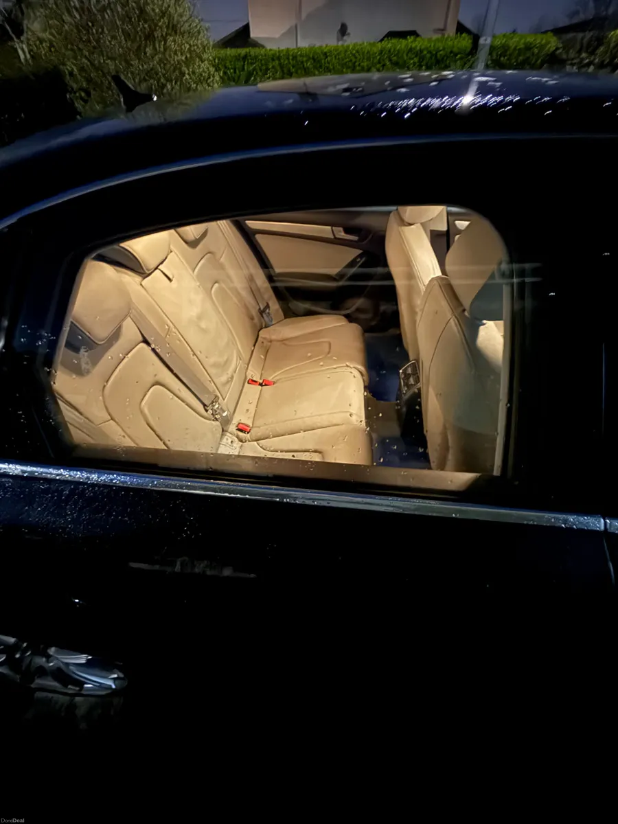 ✅ Automatic 136Km Grey Leather 2-Year Warranty t/b - Image 4