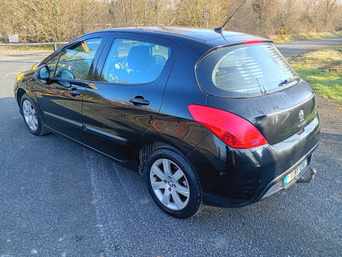 Peugeot 308 - Image 4