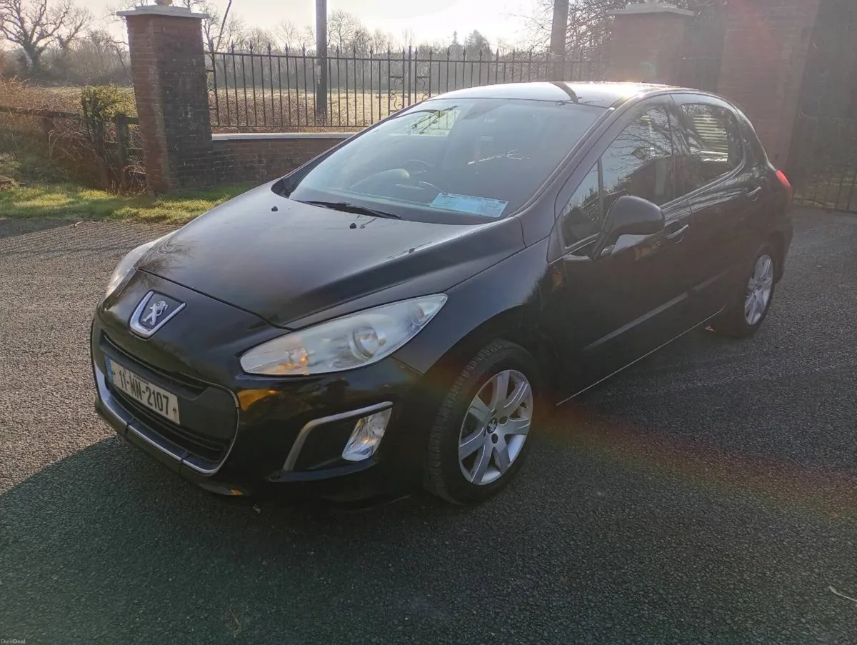 Peugeot 308 - Image 2