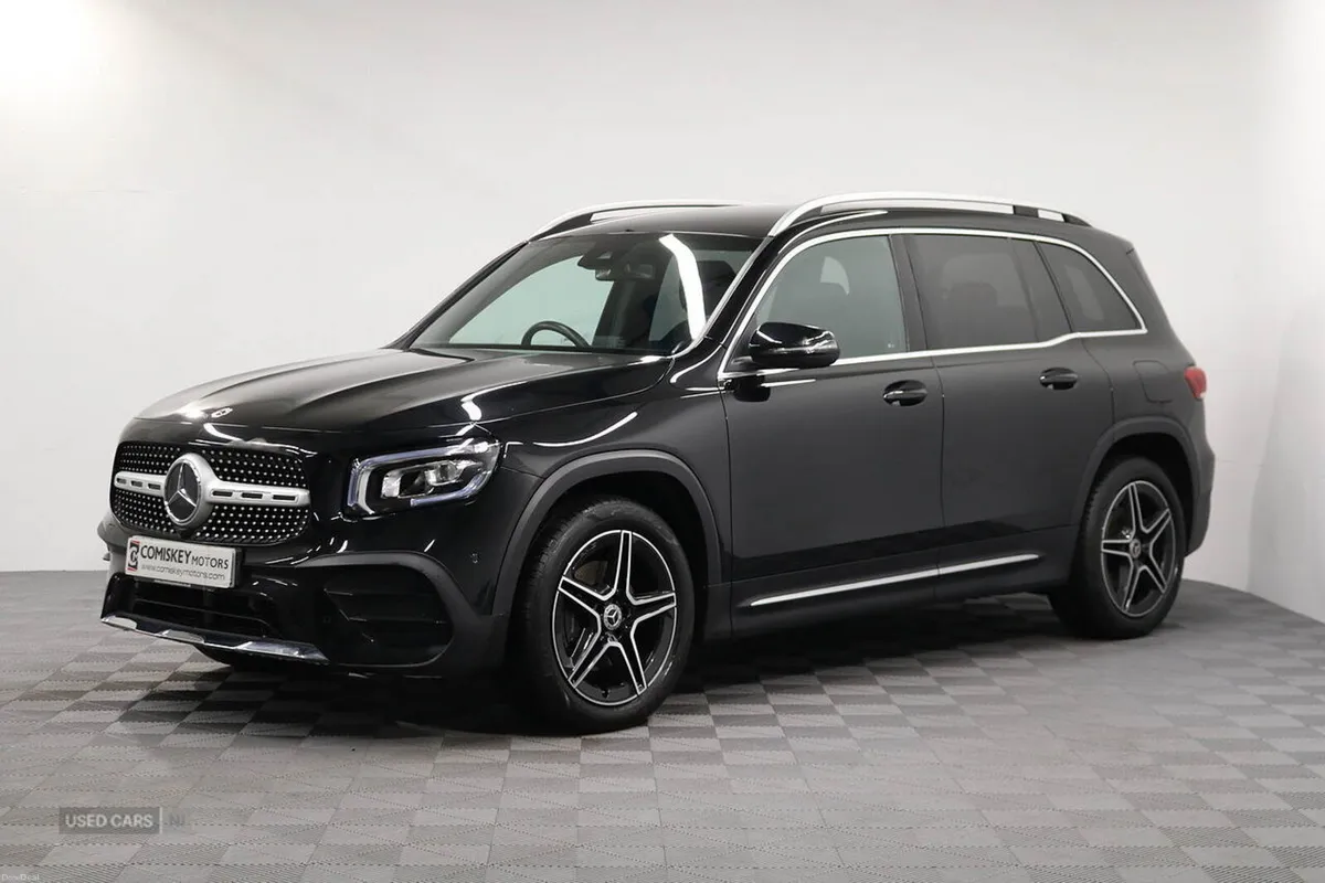 Mercedes-Benz GLB 200 MHEV AMG Line - Image 3