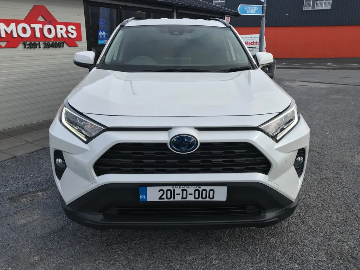 2020 TOYOTA RAV4 HYBRID X - Image 4