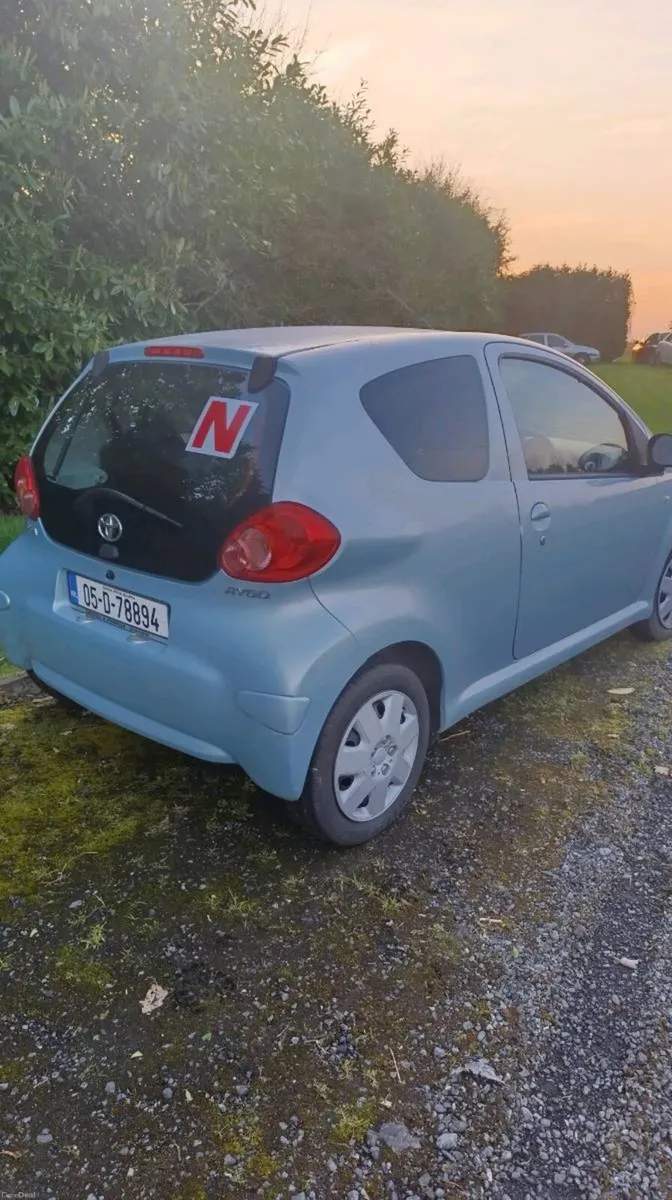 Toyota avgo 2005 - Image 3