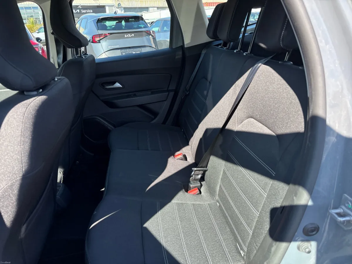 Dacia Duster EXPRESSION BLUE DCI 115 - Image 4