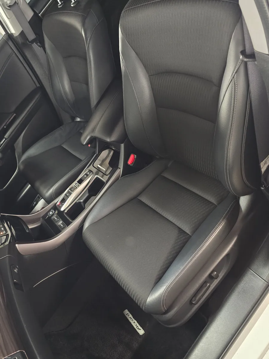 €8990 Honda Accord 2016 automatic.  Hybrid €8990 - Image 3