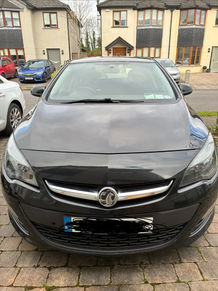 Vauxhall Astra 2014 - Image 1