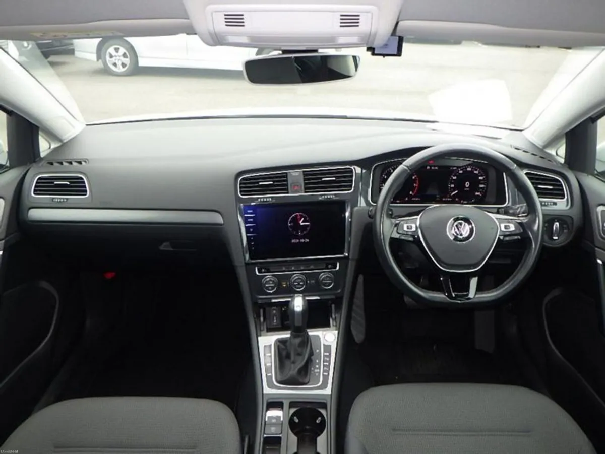 Volkswagen Golf 202 Comfortline Meister - Image 3