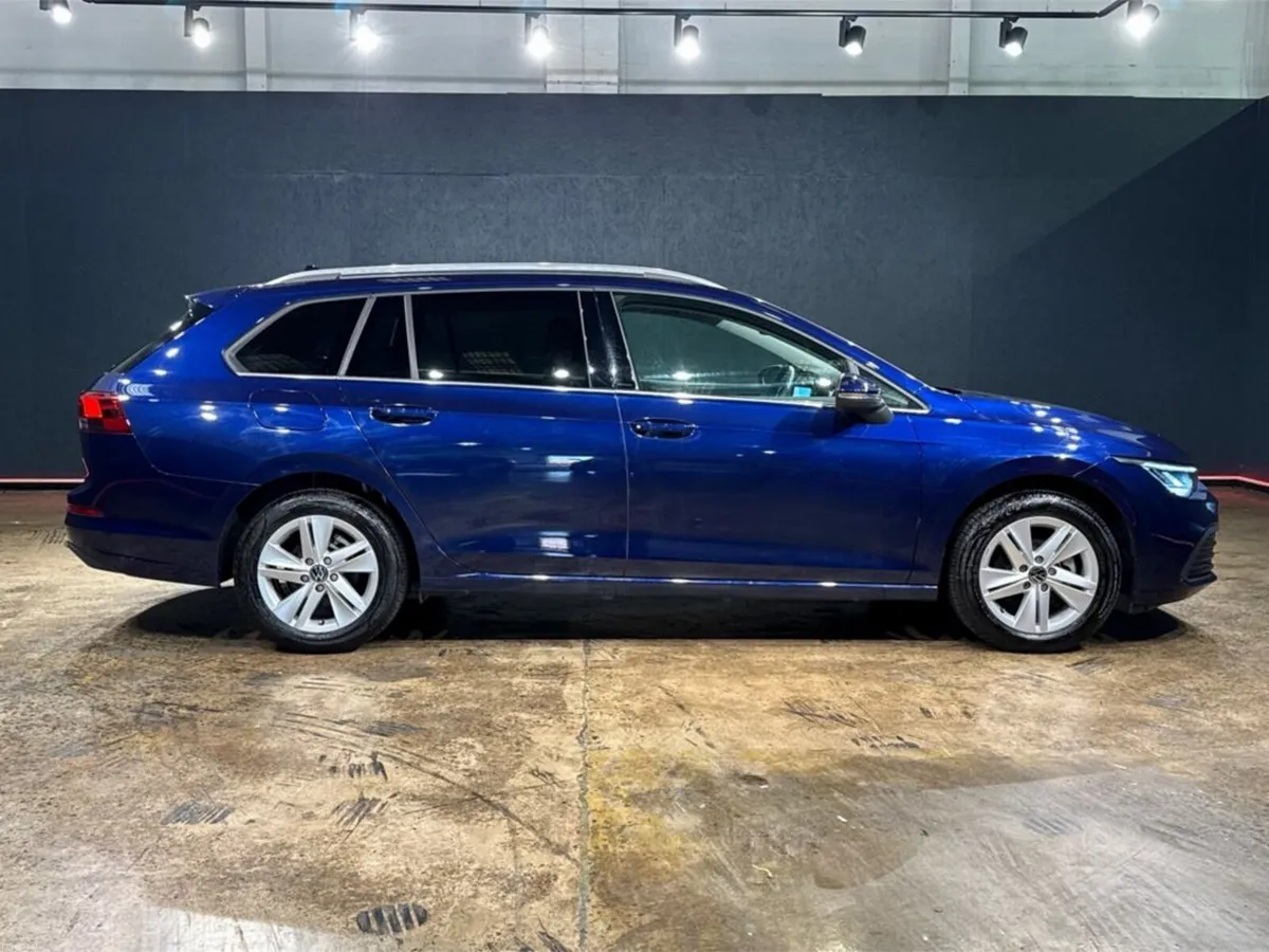 Volkswagen Golf ESTATE AUTOMATIC 1.0L ETSI - REVER - Image 3