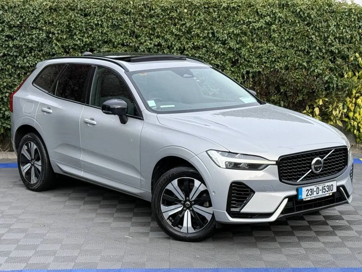 Volvo XC60 T6 PLUS DARK AWD 2.0 HYBRID ** HUGE SPE - Image 1
