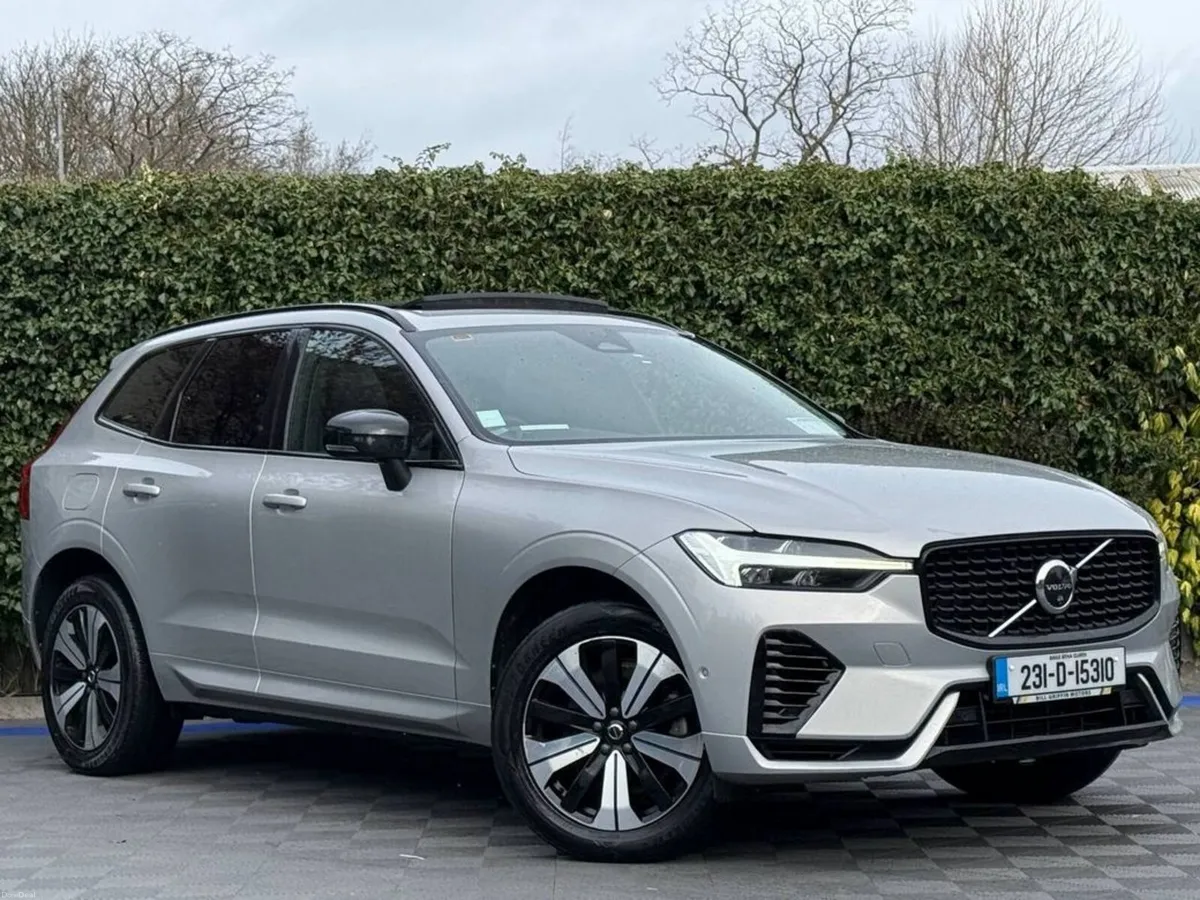 Volvo XC60 T6 PLUS DARK AWD 2.0 HYBRID ** HUGE SPE - Image 3