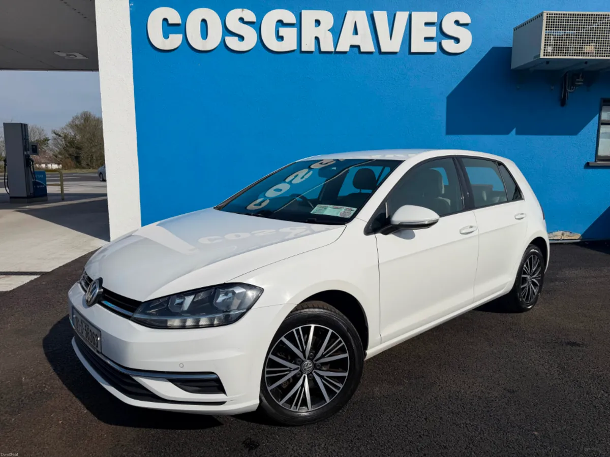 Volkswagen Golf SE NAVIGATION TDI *APPLE CAR PLAY - Image 3