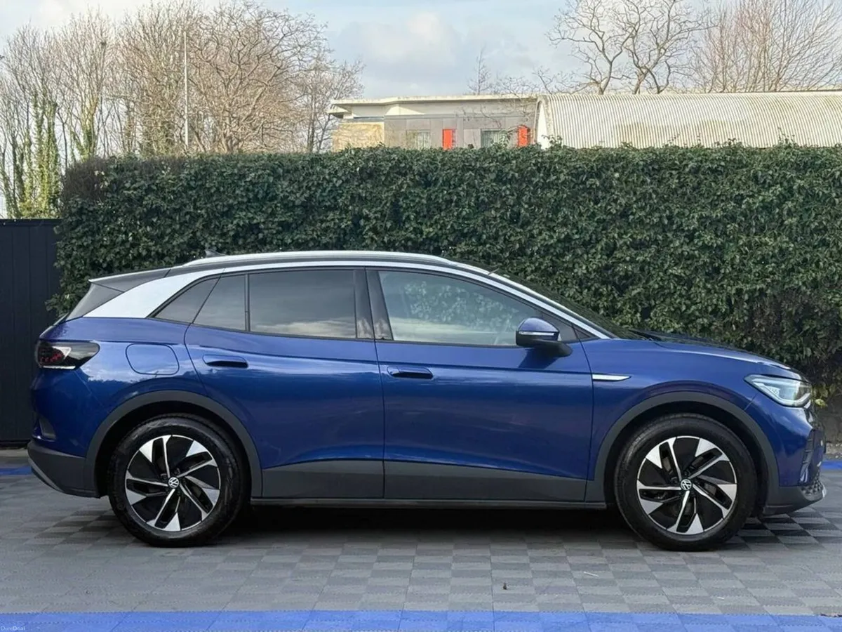 Volkswagen ID.4 STYLE PURE 52KWH // FULL SERVICE H - Image 3