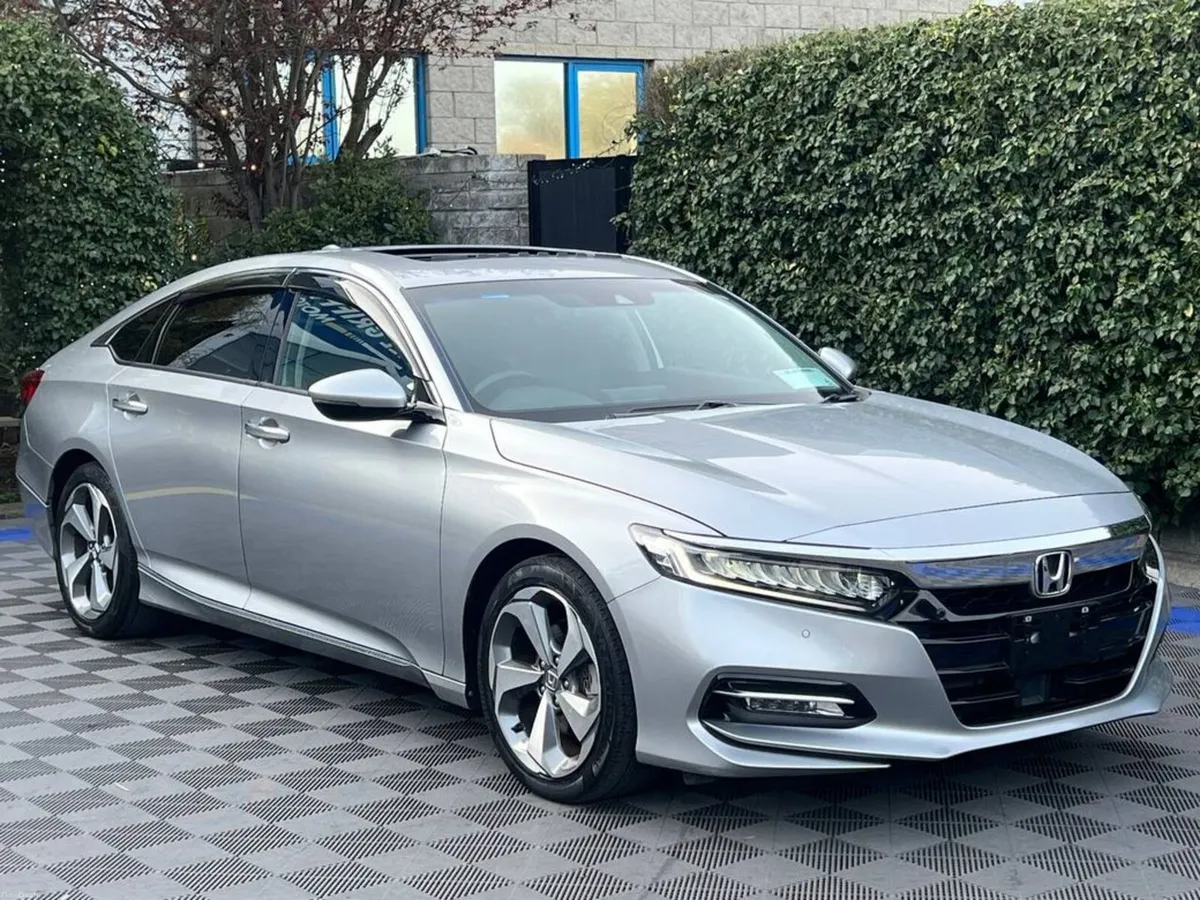 Honda Accord 2.0 HYBRID ** HUGE SPEC ** // OPENING - Image 3