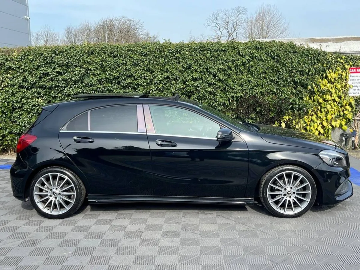 Mercedes-Benz A-Class A180 AMG-LINE 1.6 // OPENING - Image 4