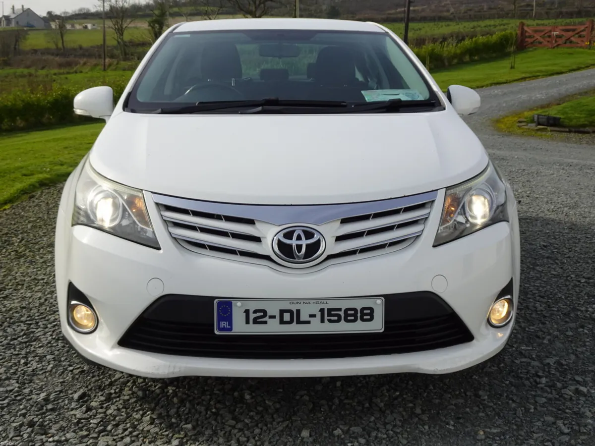 Toyota Avensis 2.0 D4D for sale - Image 3