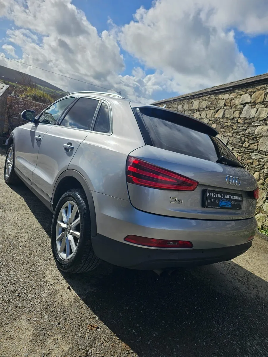 Audi Q3 2015 - Image 3