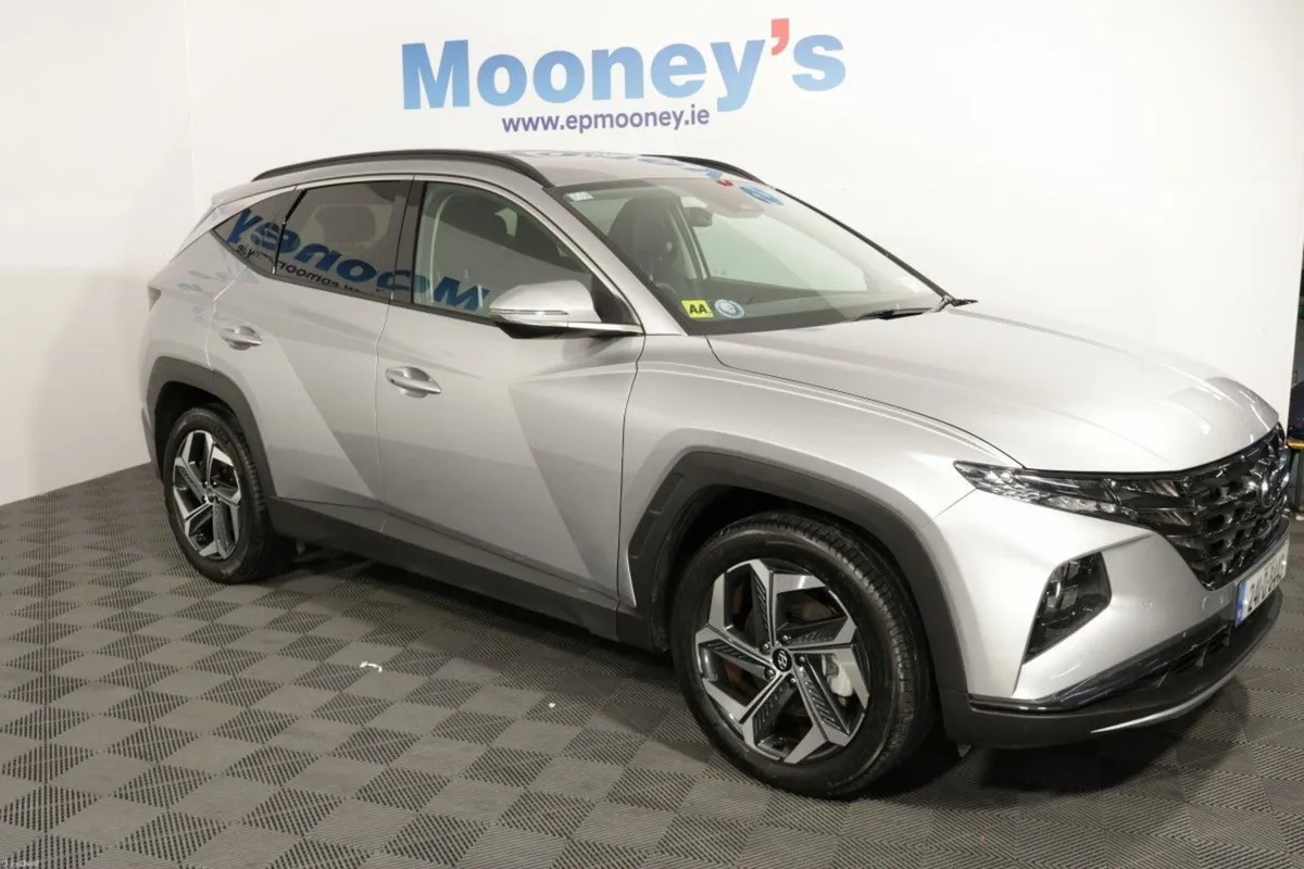 Hyundai Tucson HYBRID VERY LOW MILEAGE EXECUTIVE P - Image 3