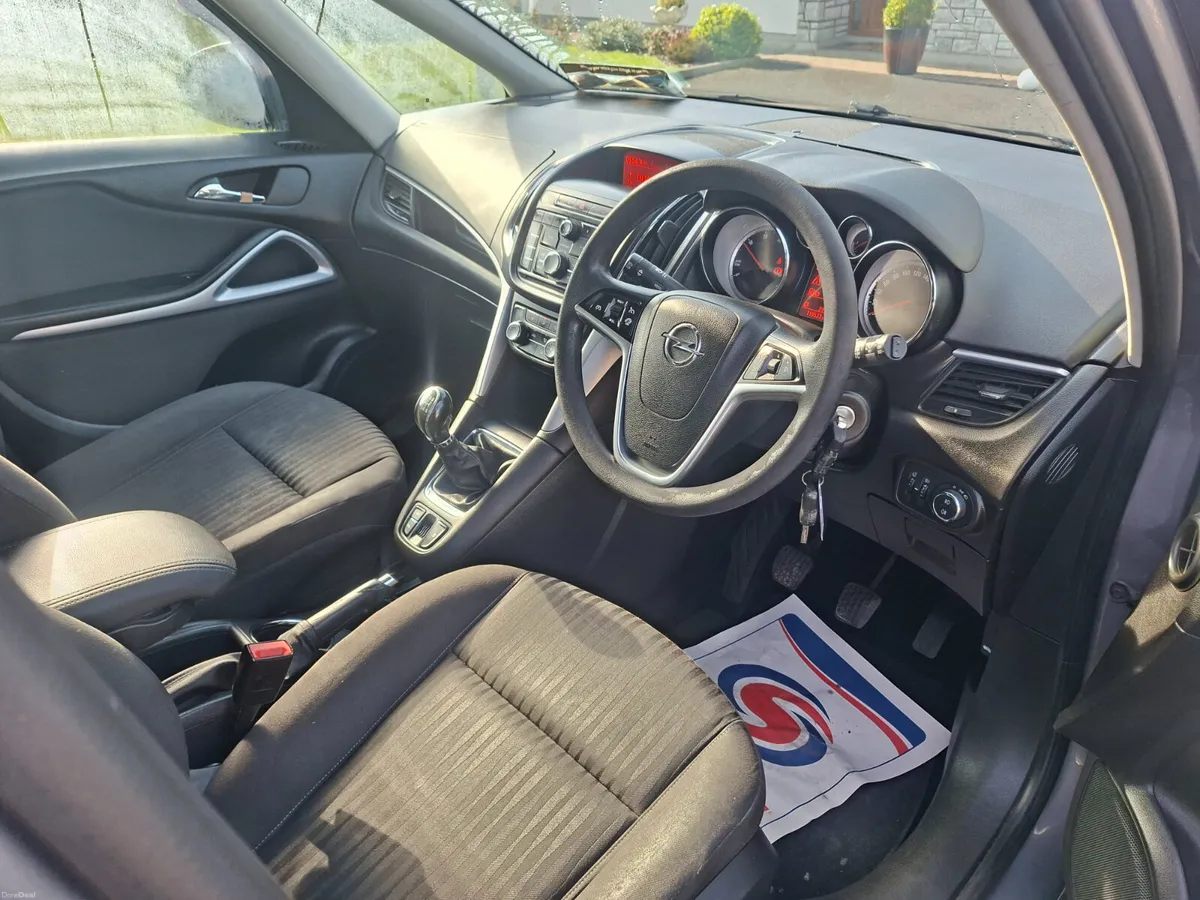 Opel Zafira 2016 - Image 3