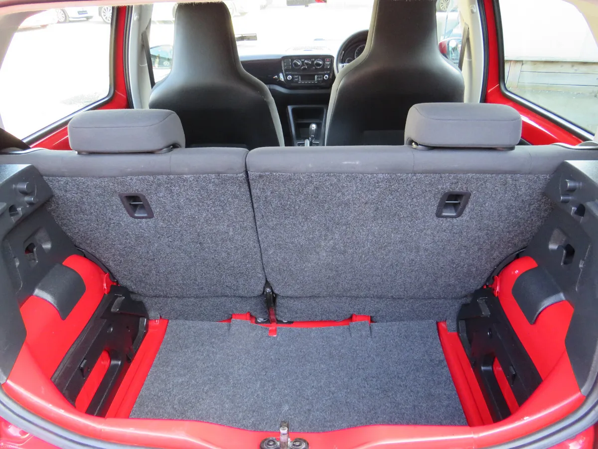 Volkswagen up! 2014 LOW MILES AUTOMATIC - Image 2