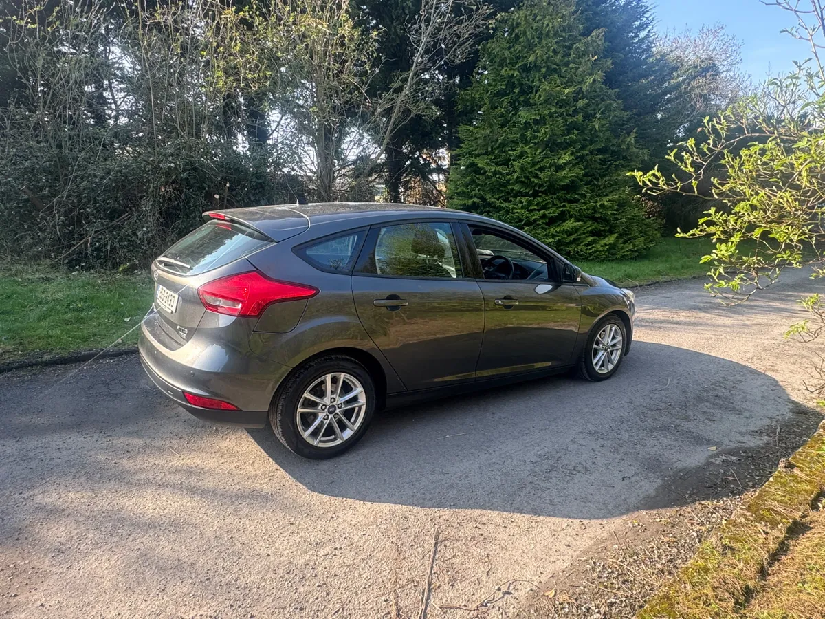 15 FORD FOCUS 1.0 T .. FULL  HISTORY - Image 2