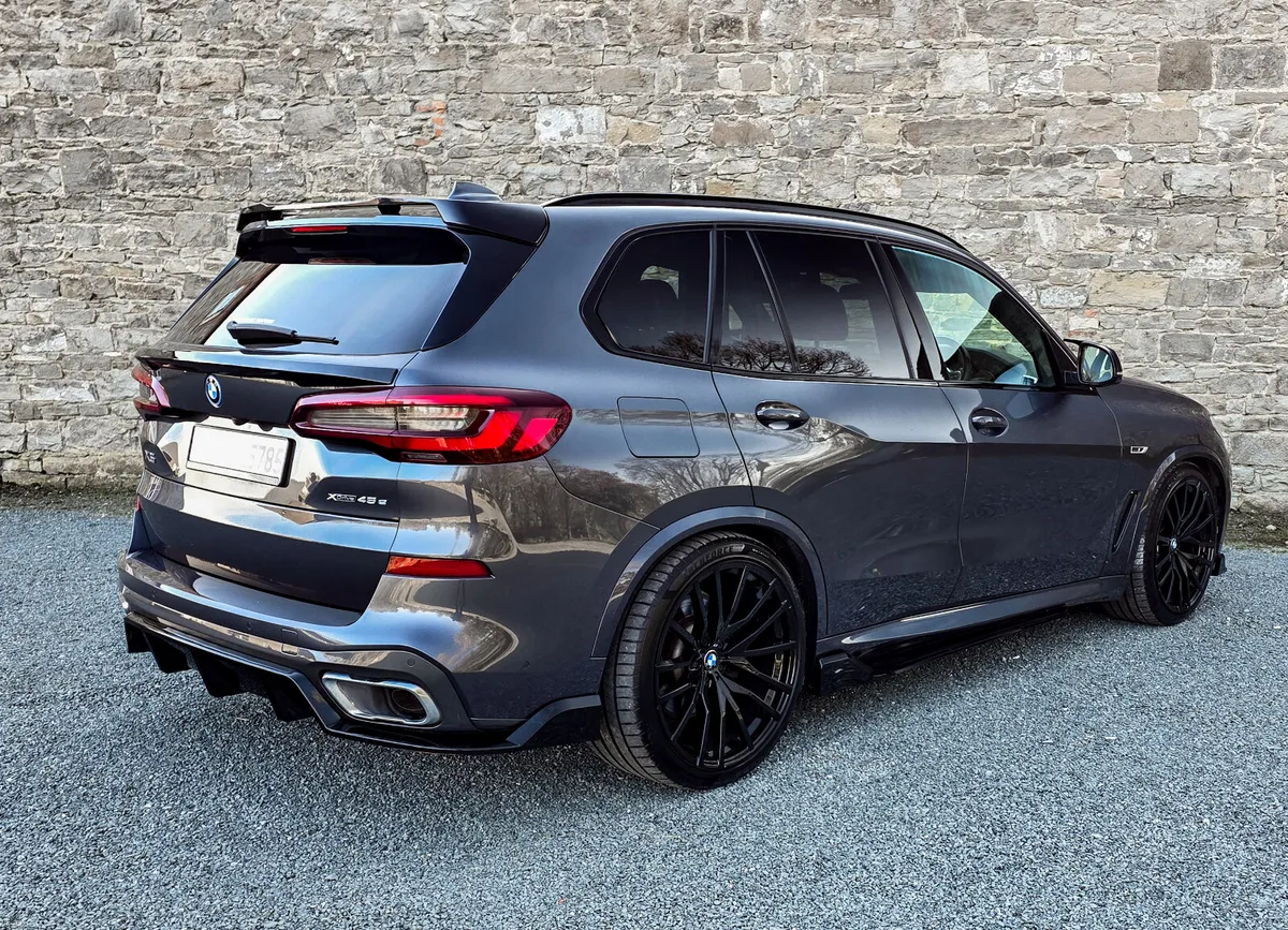 2022 BMW X5 45e 2 Year Warranty - Image 2