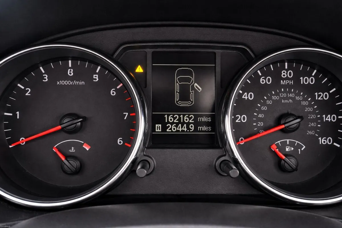 Nissan Qashqai 2013 - Image 5