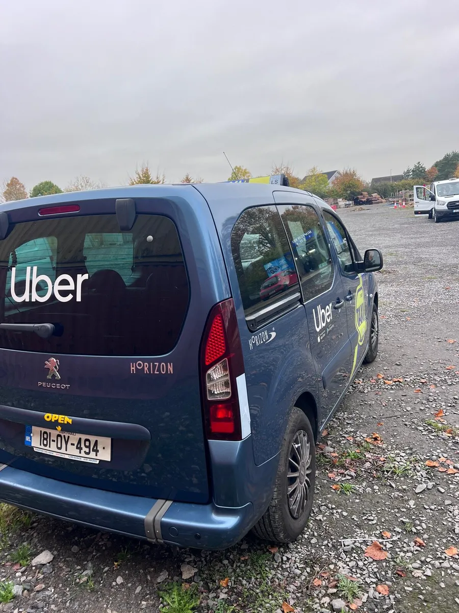 Taxi for sale - Image 3