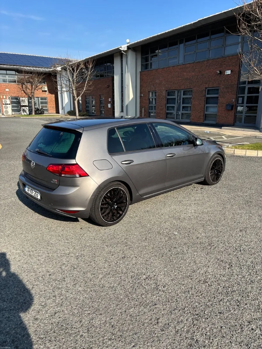 Volkswagen Golf 2014 - Image 3