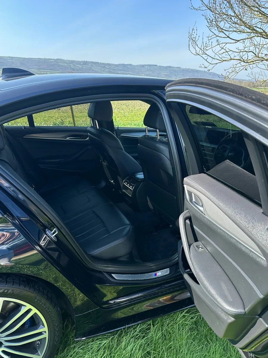 2019 BMW 530e M Sport | High Spec | Plug-In Hybrid - Image 4