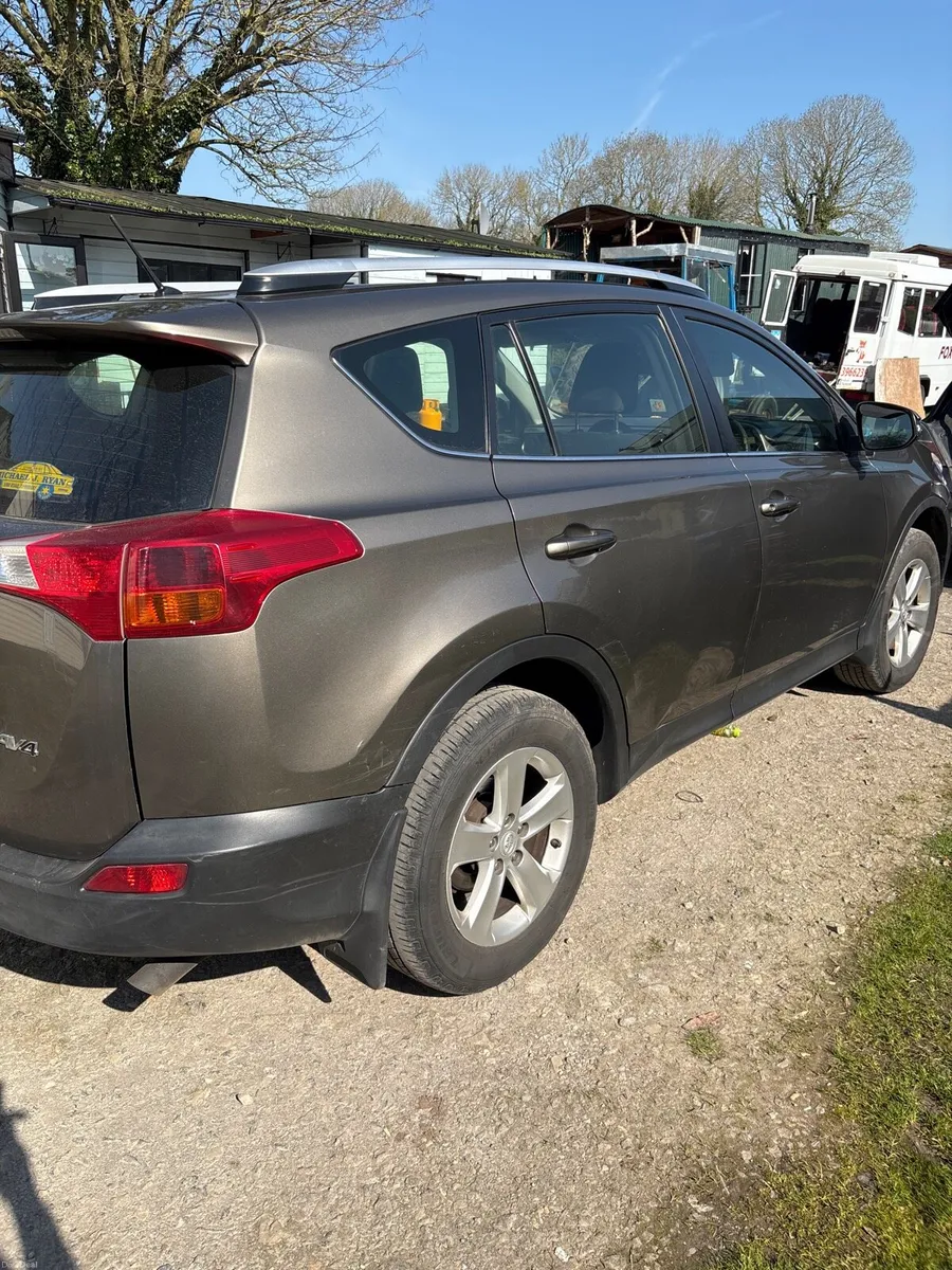 Toyota Rav 4 2014 - Image 4