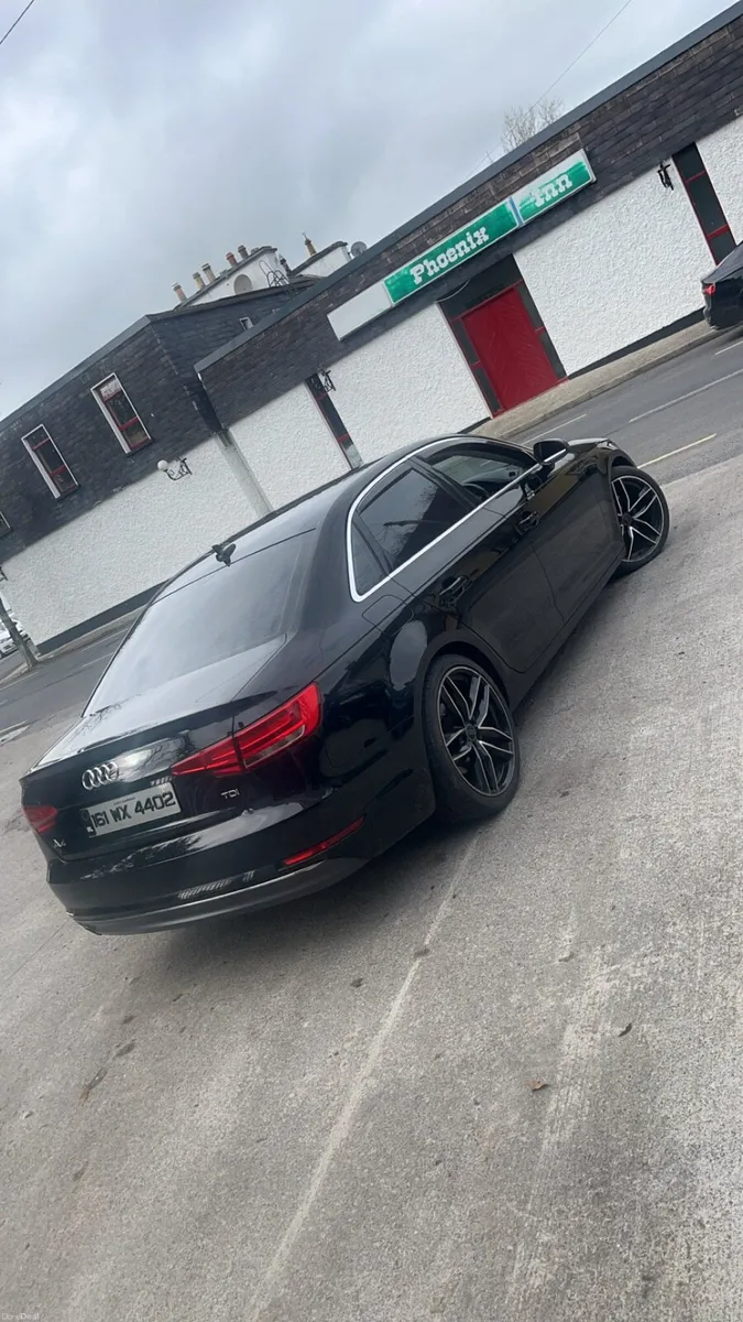 2016 Audi a4 - Image 4