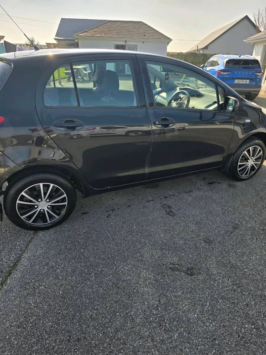 Toyota Yaris - Image 4
