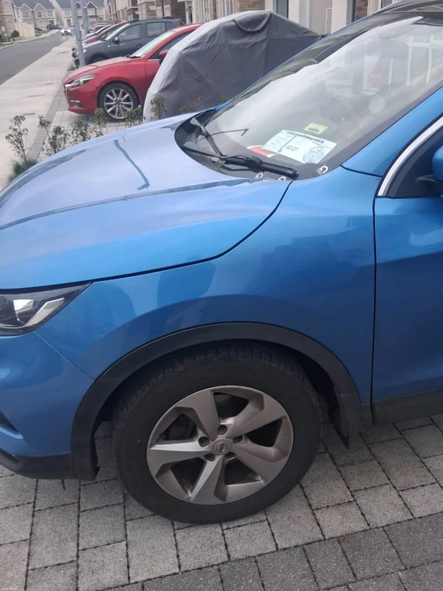 Nissian qashqai 2021 1.6 Auto - Image 4