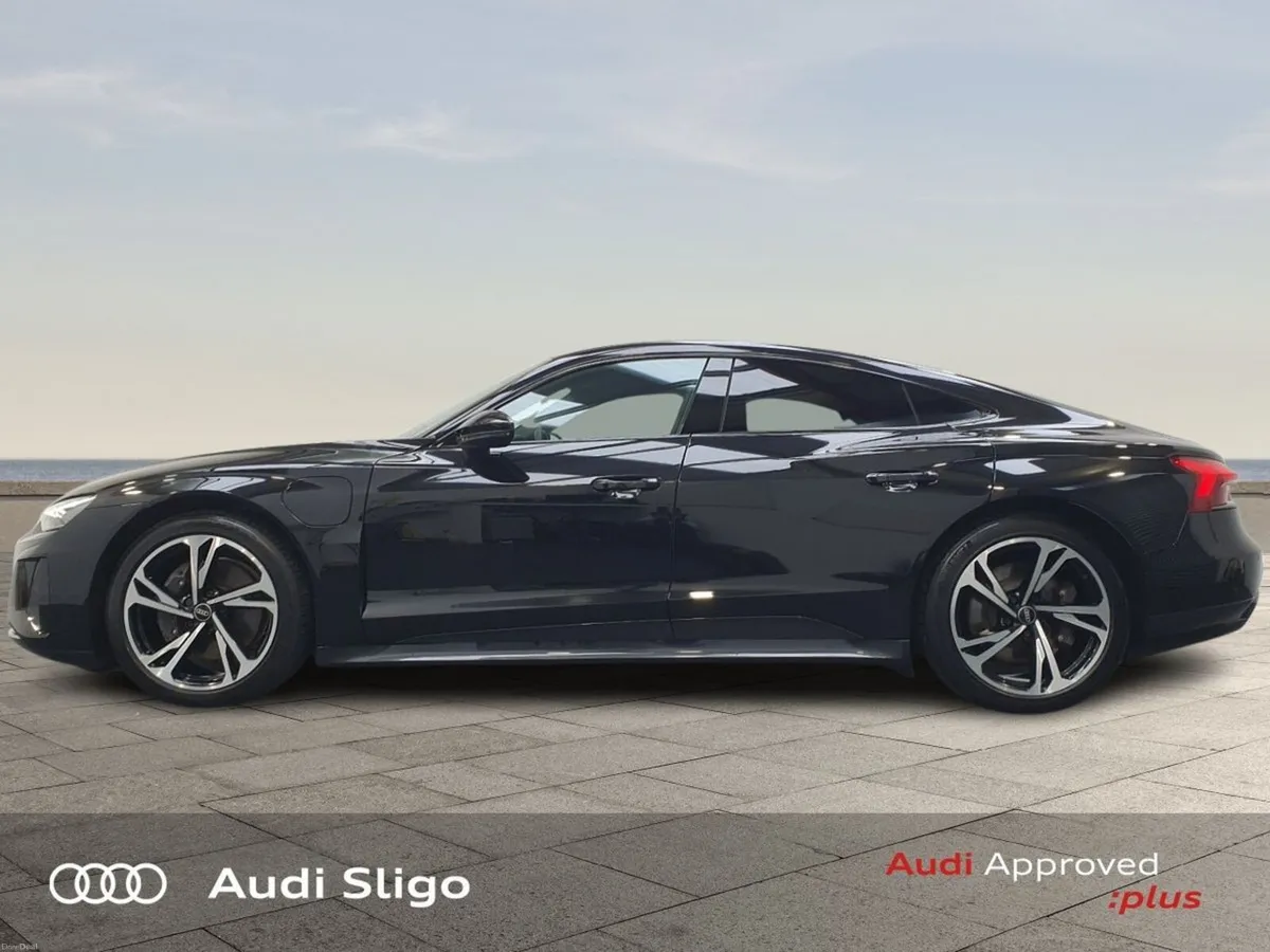 Audi e-tron GT quattro Tour Pack - Head up Display - Image 4