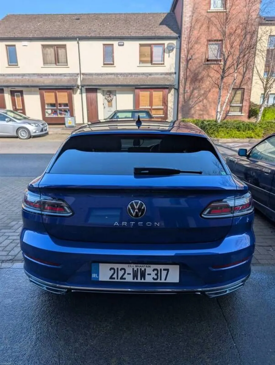 2021 Volkswagen Arteon R-Line - Image 2