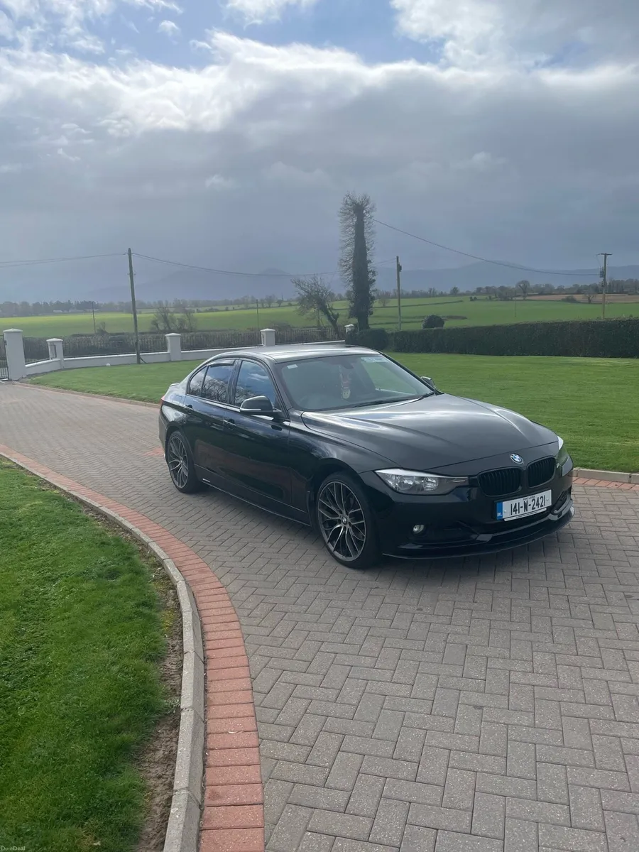 BMW 3 series 318d - Image 1