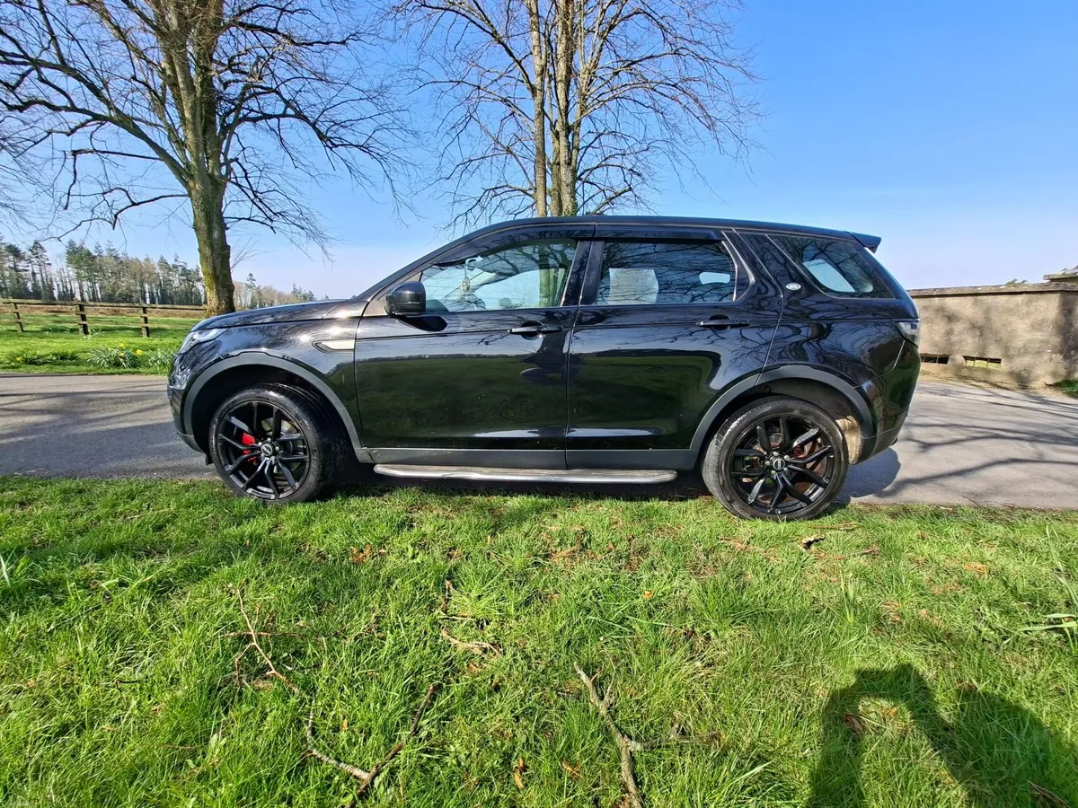 Land Rover Discovery Sport 2016 - Image 4